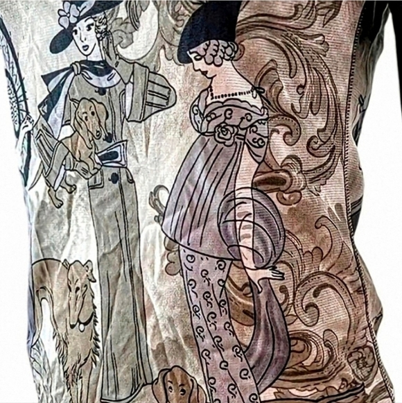 All Over MGM Print 3/4 Sleeve Sheer Arm Mesh. Longsleeve Dames & Dogs. L - Picture 2 of 7